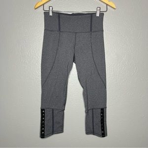 Lululemon Snap Me Up Crop Gray Legging Size 6